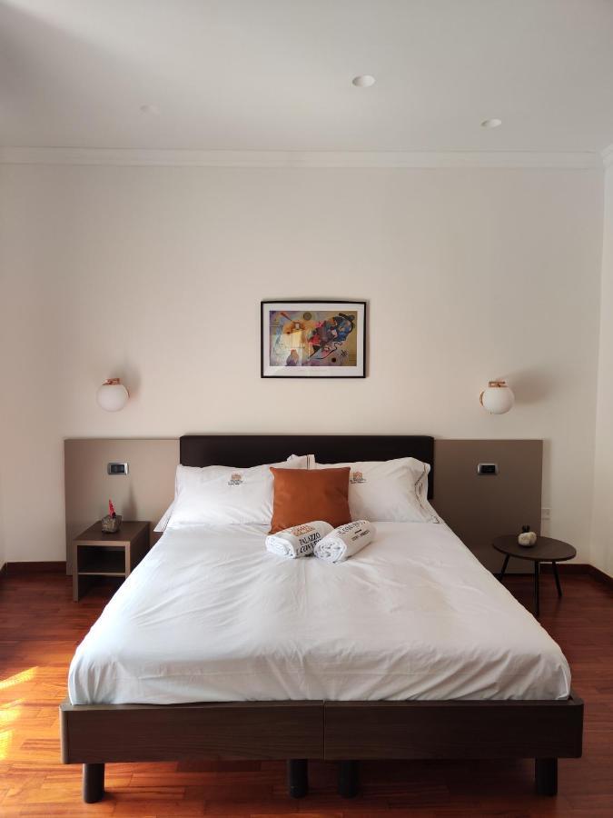 Palazzo Il Convento Luxury Umberto I Bed & Breakfast Наполи Екстериор снимка