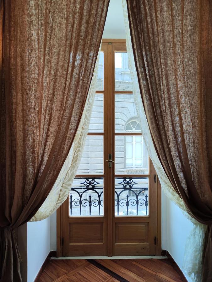 Palazzo Il Convento Luxury Umberto I Bed & Breakfast Наполи Екстериор снимка