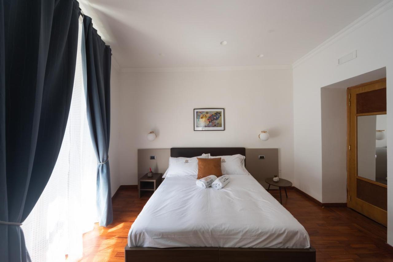 Palazzo Il Convento Luxury Umberto I Bed & Breakfast Наполи Екстериор снимка