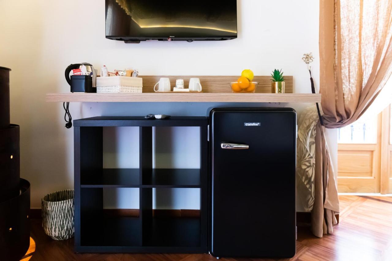 Palazzo Il Convento Luxury Umberto I Bed & Breakfast Наполи Екстериор снимка