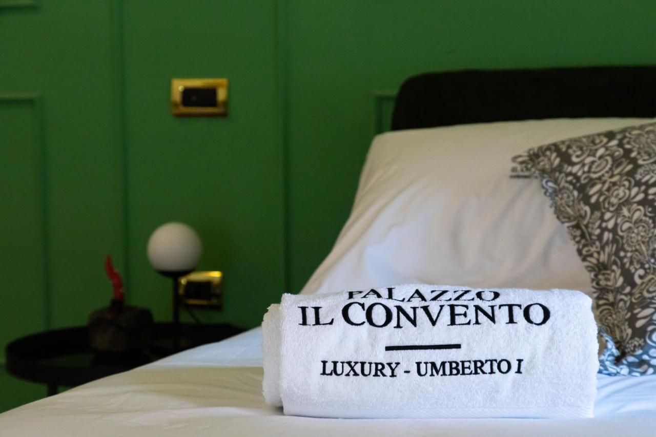 Palazzo Il Convento Luxury Umberto I Bed & Breakfast Наполи Екстериор снимка