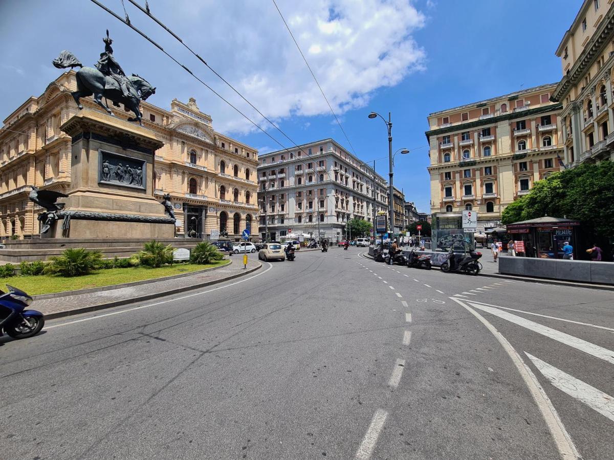 Palazzo Il Convento Luxury Umberto I Bed & Breakfast Наполи Екстериор снимка